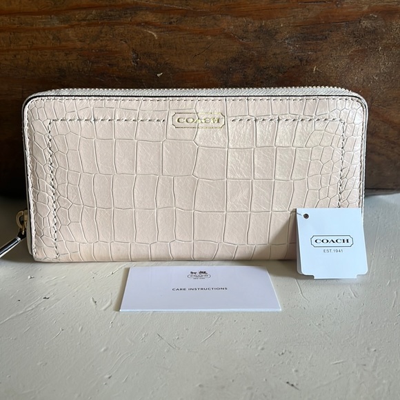 Coach Handbags - Coach, Avery, embossed crock accordion zip wallet, new with tags